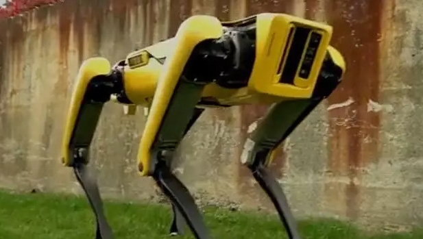 Boston Dynamics: Vierbeiniger Laufroboter vorgestellt