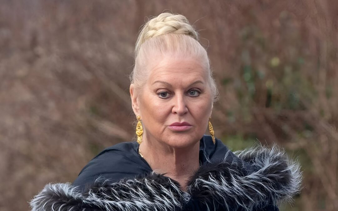 Kim Woodburn